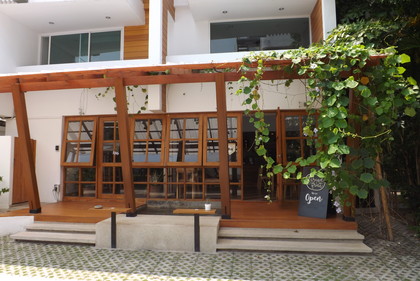 お店の外観